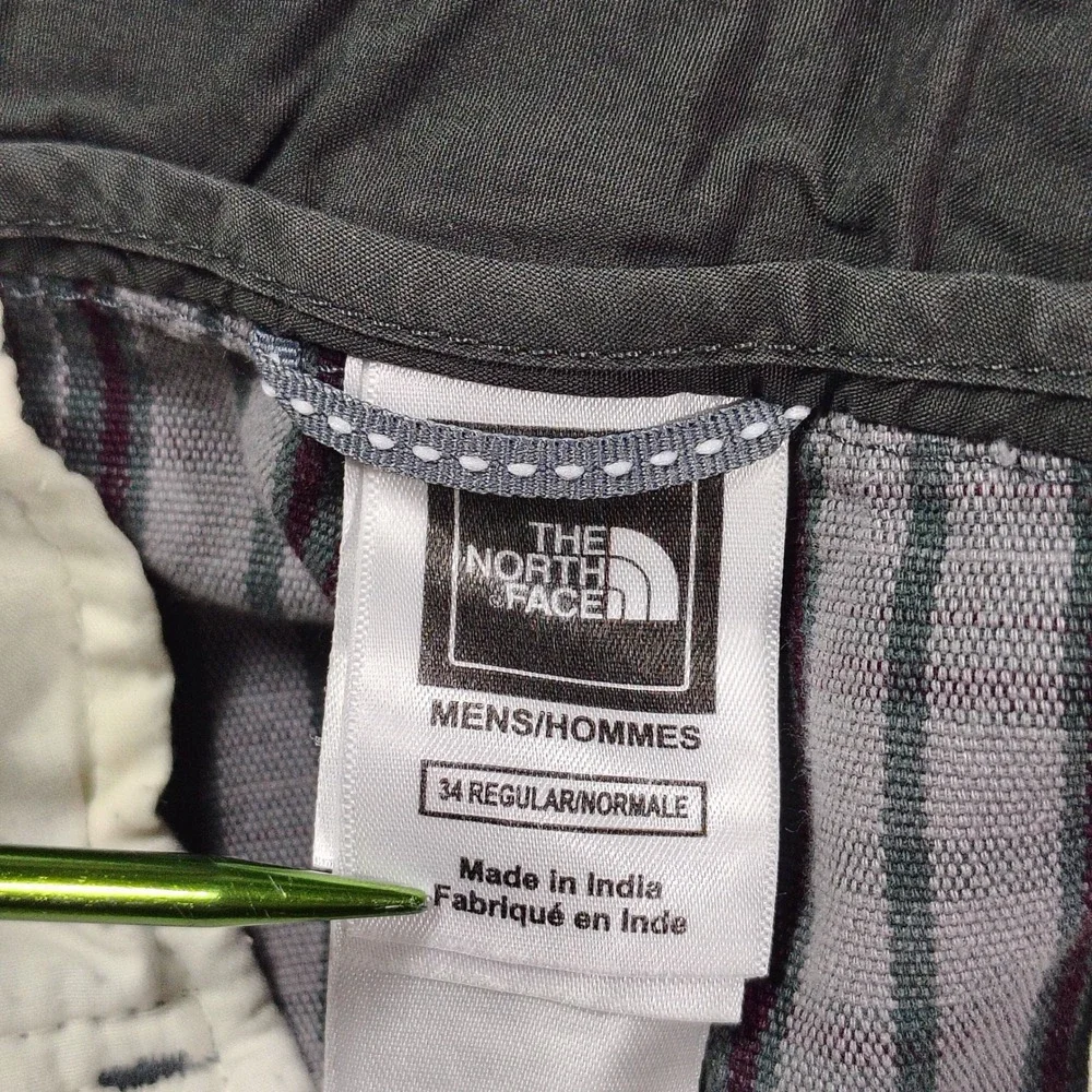 The North Face Shorts Mens 34 Grey Plaid Cotton Gorpcore Hiking Utility